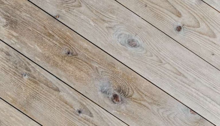 How to Remove Scuff Marks from Laminate Flooring?